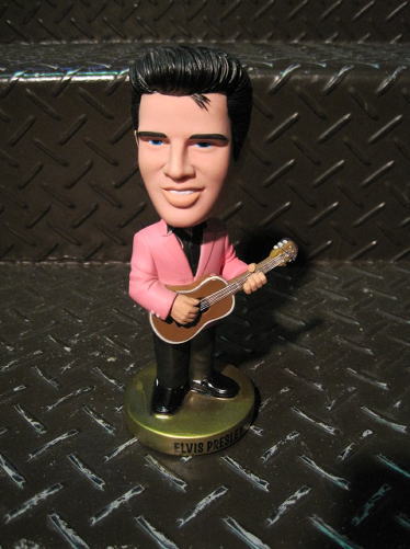 Elvis Presley Bobing