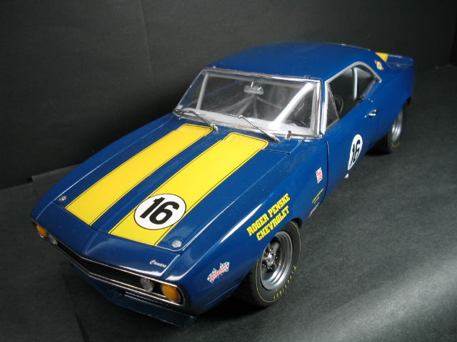 1967 カマロ ペンスケ 1/18 Camaro Penske